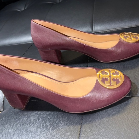 Tory Burch pump heel burgundy size 9 - Picture 3 of 3